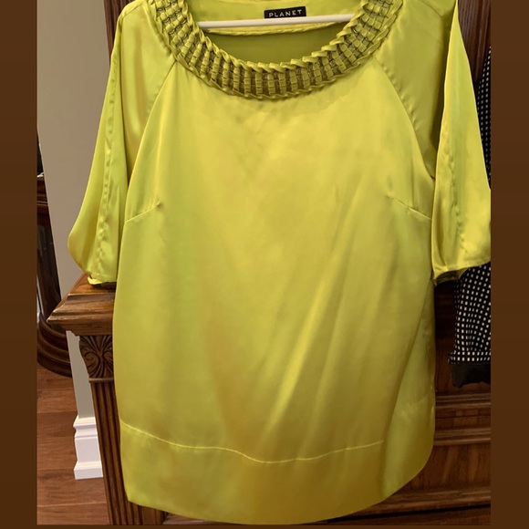 Lime Green 3/4 sleeve Blouse - Picture 1 of 1